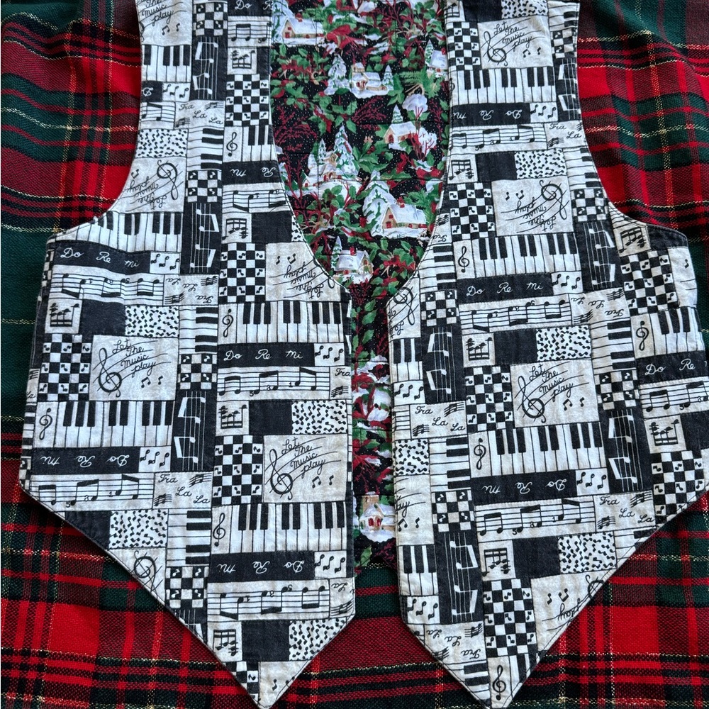 Reversible Vest - Picture 3 of 3